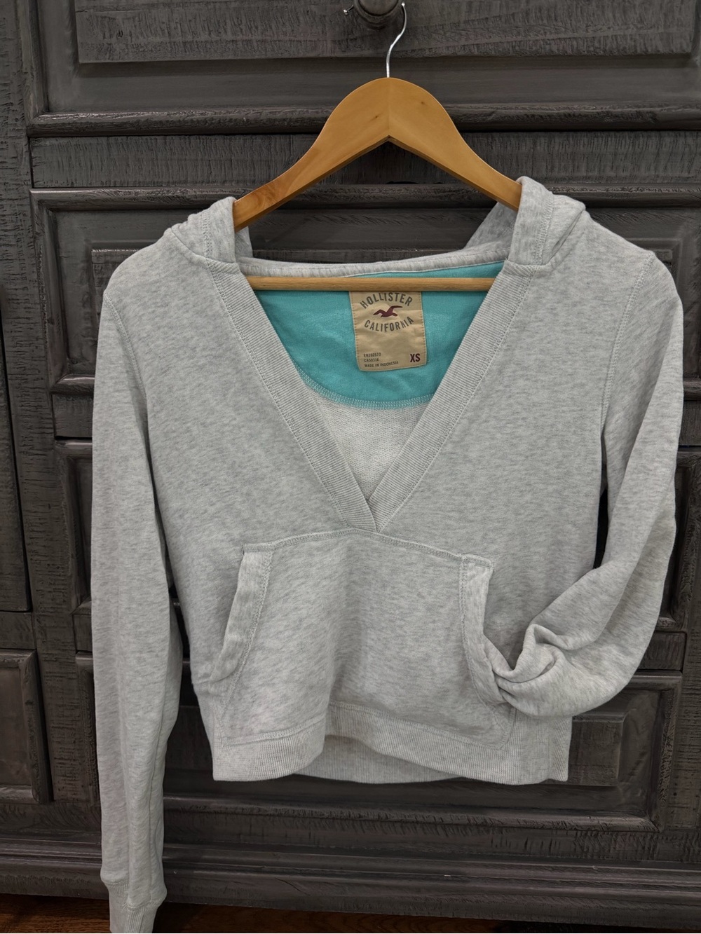 Hollister Easy V-Neck Hoodie